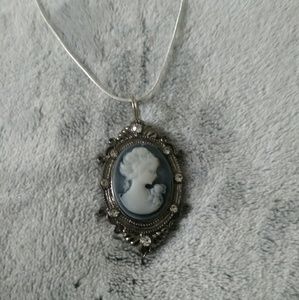 **3 for $9** NWOT Pendant Necklace